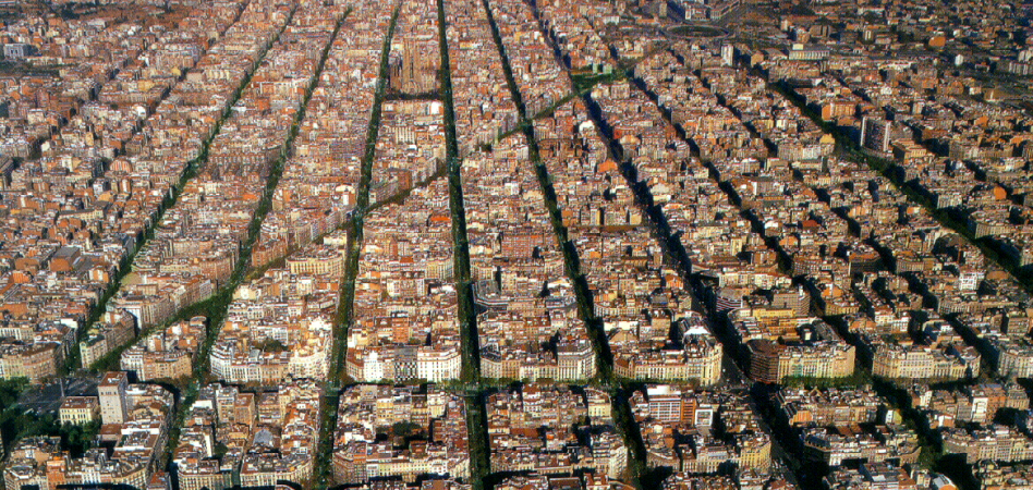 El Ayuntamiento de Barcelona compra por dos millones un edificio del centro para alquiler social